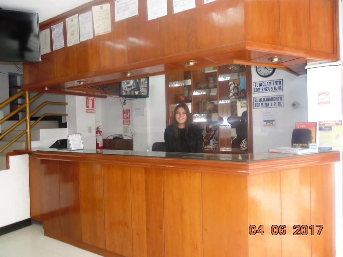 Hotel Bayovar بيورا المظهر الخارجي الصورة