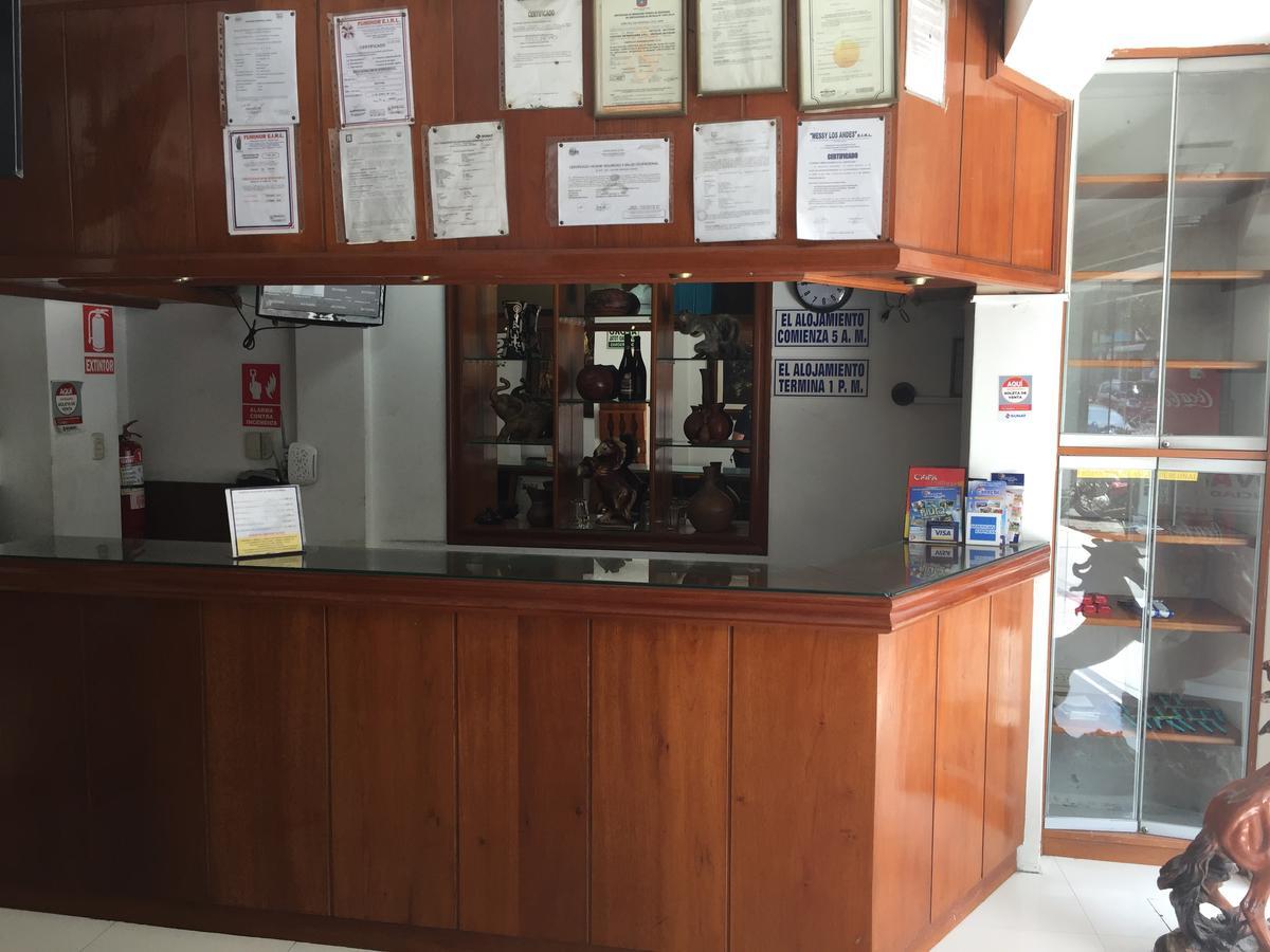 Hotel Bayovar بيورا المظهر الخارجي الصورة